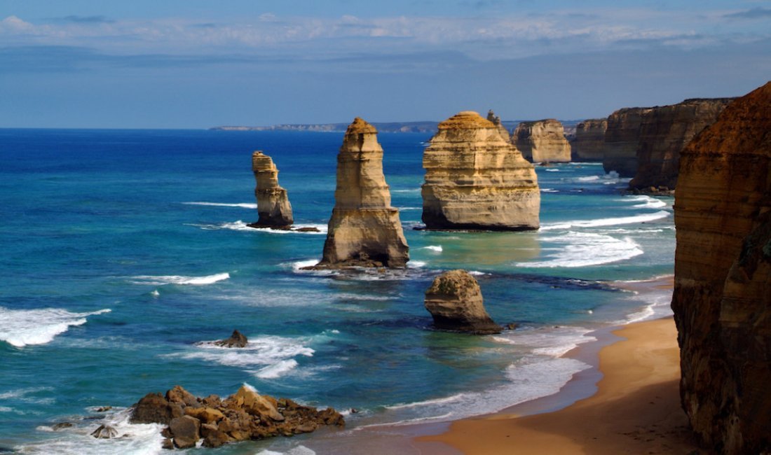 Great Ocean Road, Australia. Credits gmstockstudio / Shutterstock