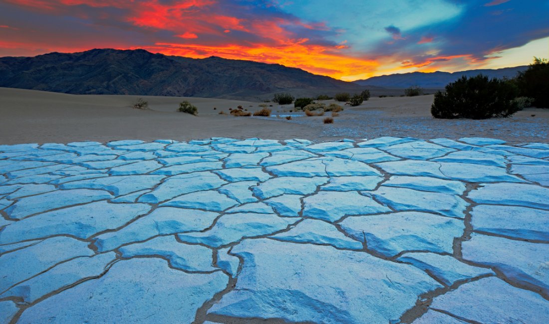 Death Valley National Park, California. Credits Doug Meek / Shutterstock