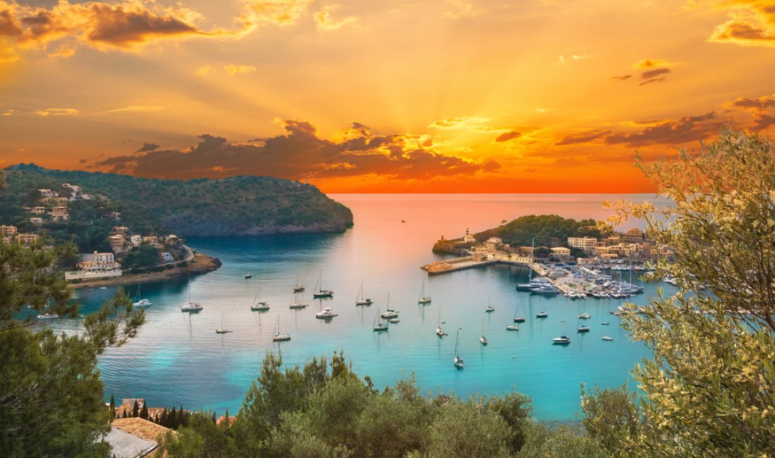 Il tramonto a Sóller. Credits Cristian M Balate / Shutterstock