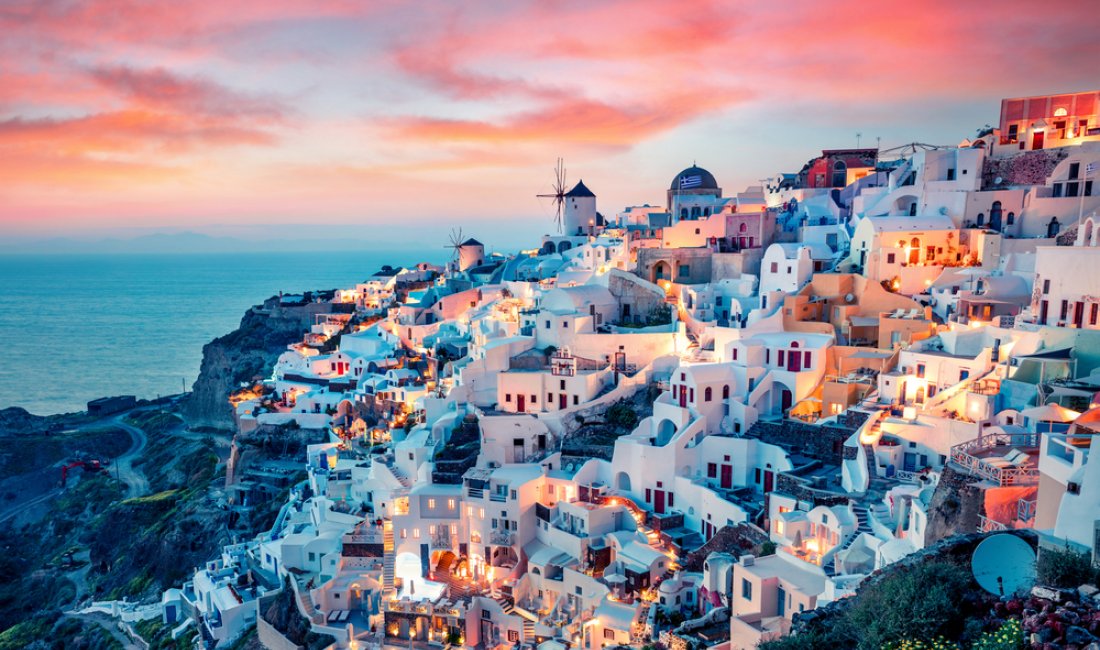 Santorini: la magia di un tramonto nella leggendaria Atlantide | Guide ...
